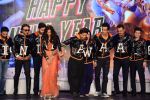 Jackie, Abhishek Bachchan, Deepika Padukone, Shahrukh, Farah Khan, Boman Irani, Sonu Sood, Vivaan, Vishal,Shekhar at the Trailer launch of Happy New Year in Mumbai on 14th Aug 20